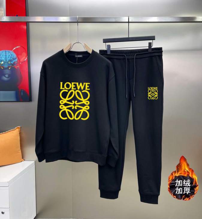 Picture of Loewe Sweater Suits _SKULoeweM-4XLkdtn3240686